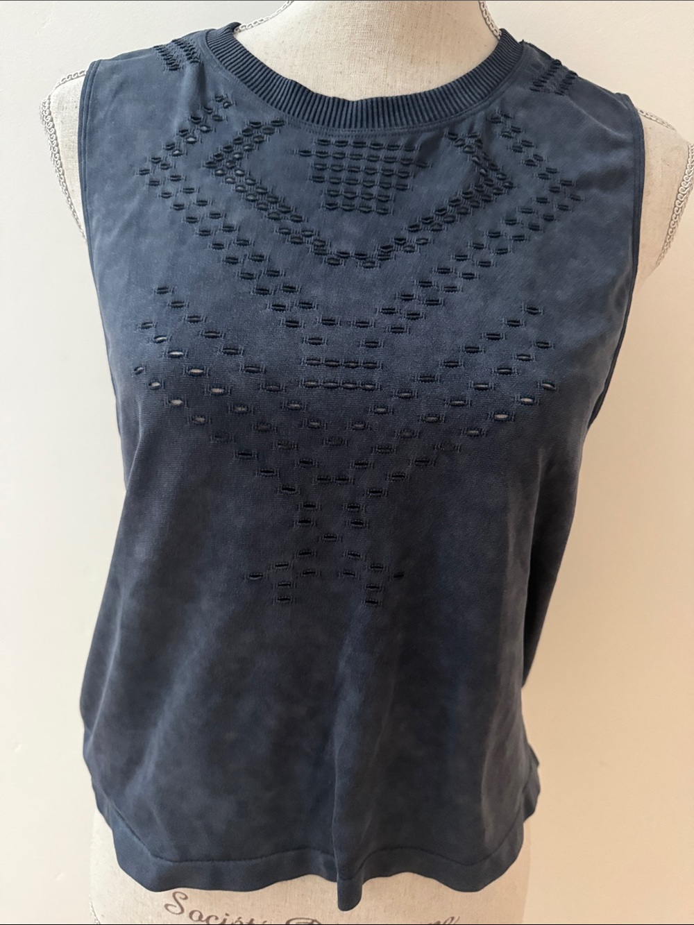 Sleeveless Navy Eyelet Knit Tank Top, S, EUC